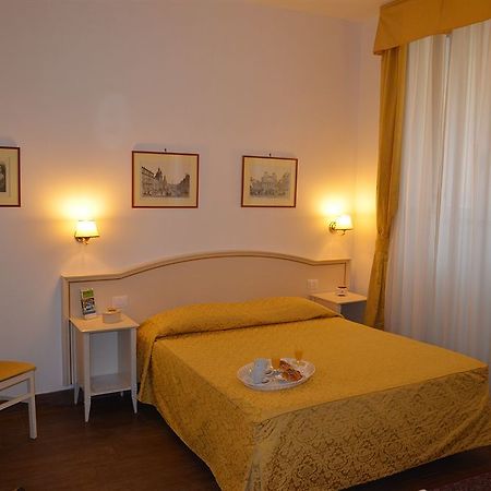 Best Suites Pantheon Rzym Zewnętrze zdjęcie