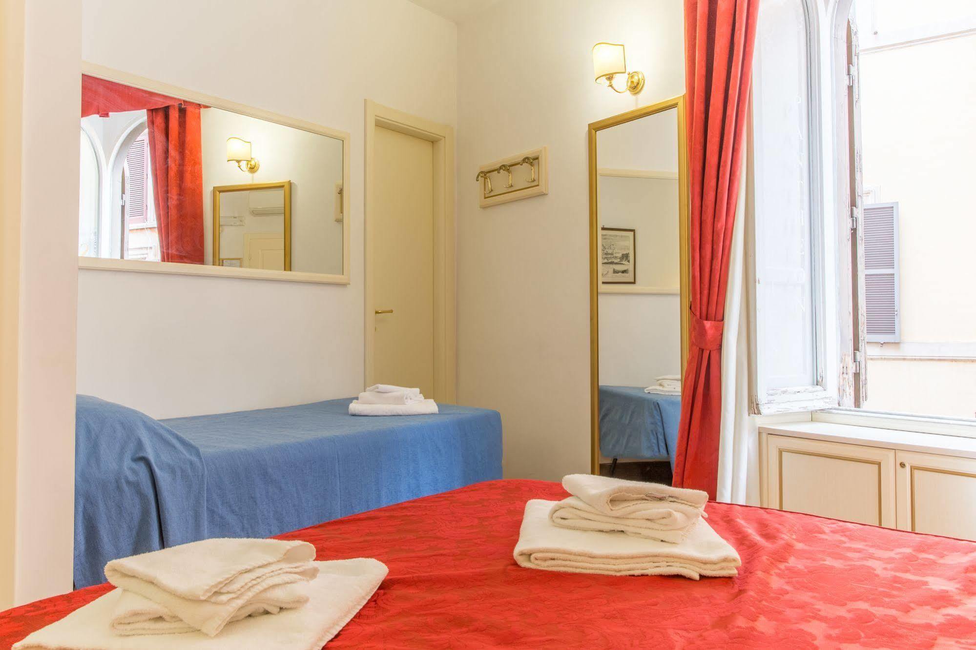 Best Suites Pantheon Rzym Zewnętrze zdjęcie