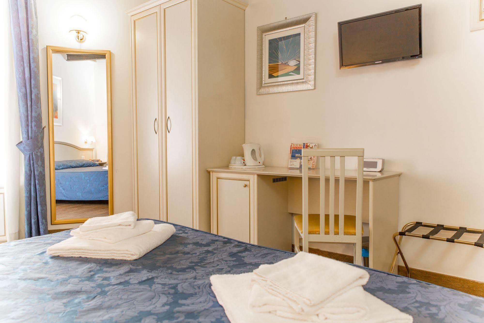 Best Suites Pantheon Rzym Zewnętrze zdjęcie