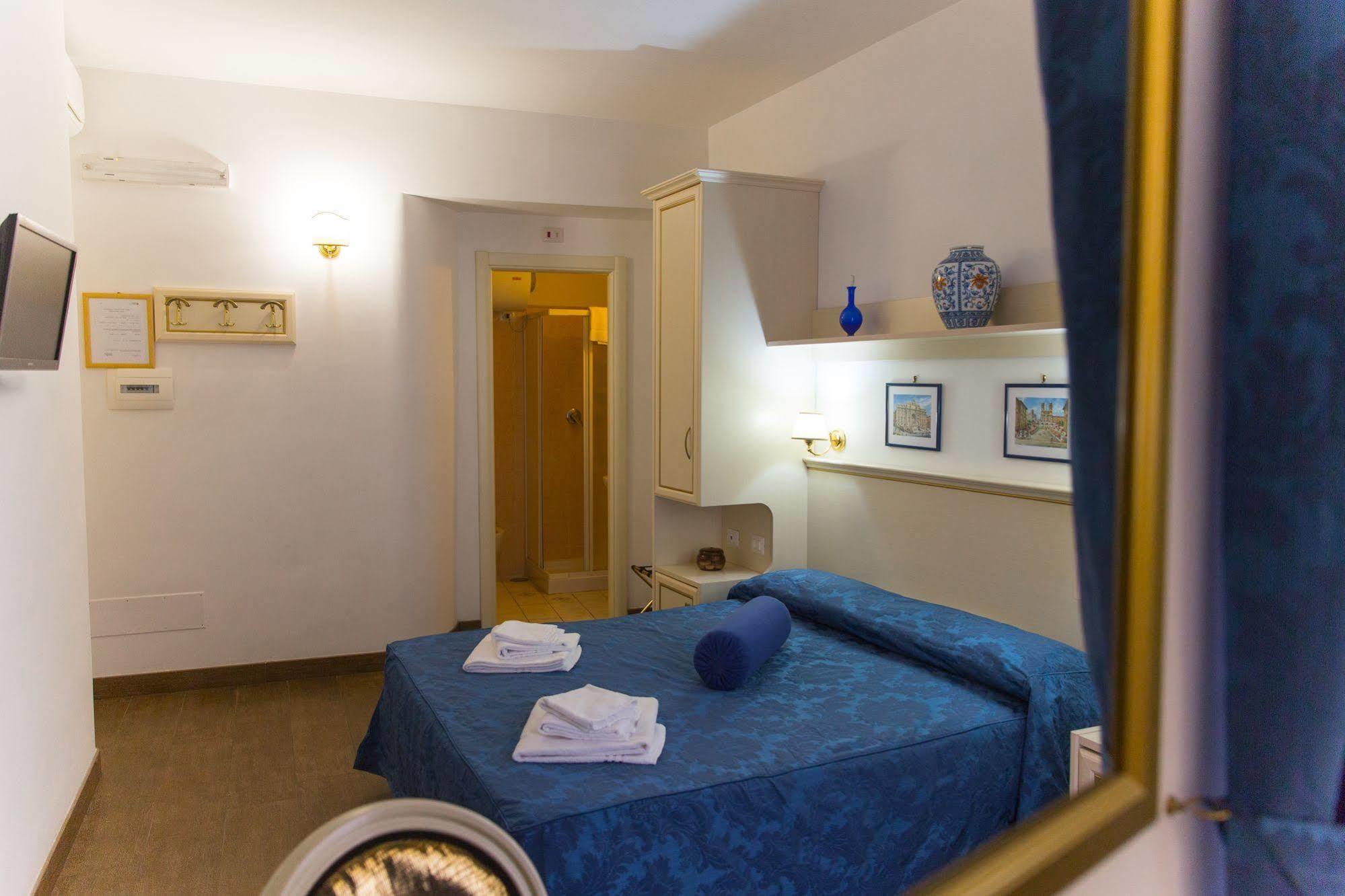 Best Suites Pantheon Rzym Zewnętrze zdjęcie