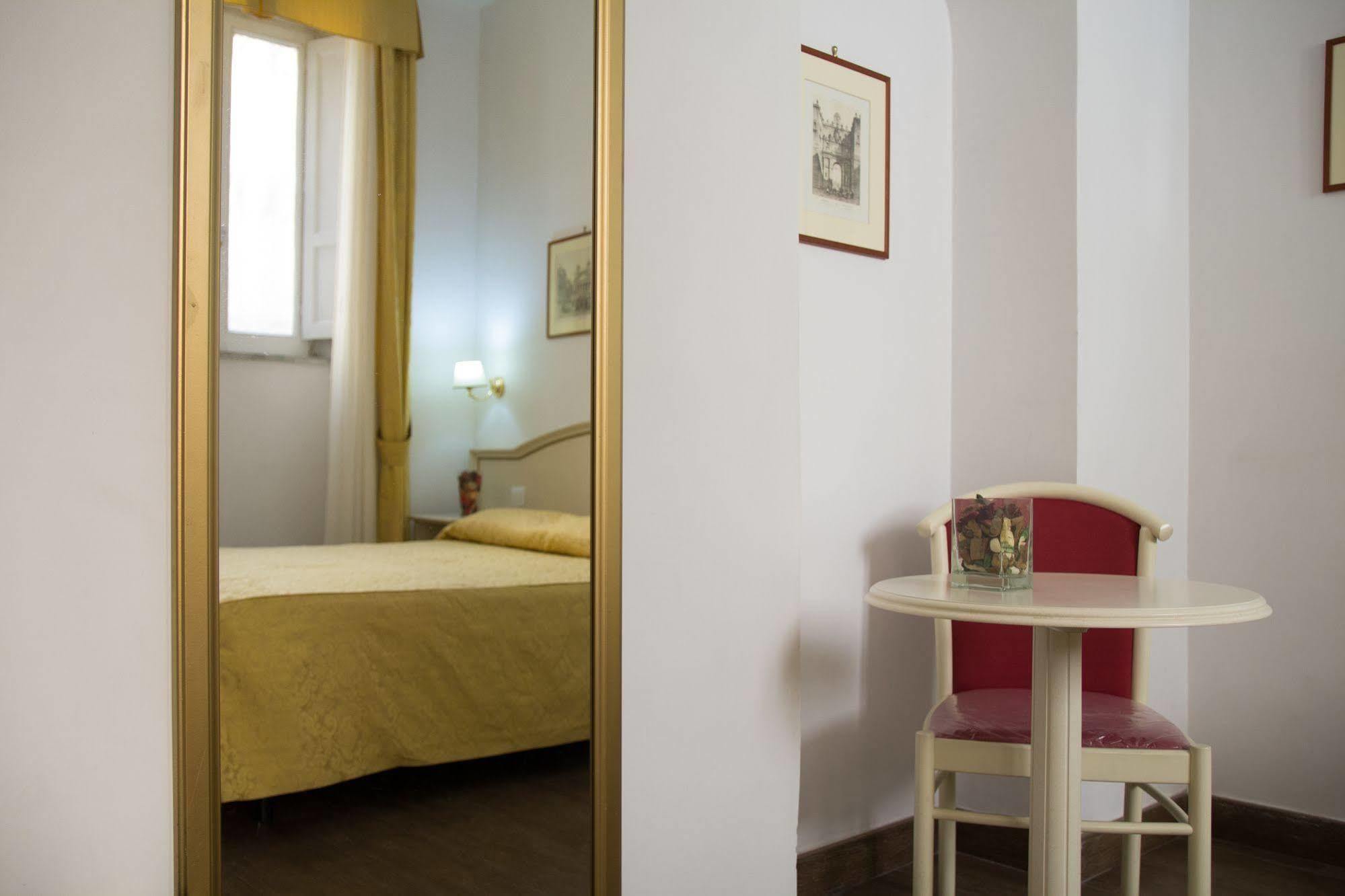 Best Suites Pantheon Rzym Zewnętrze zdjęcie